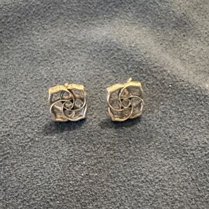Kendra Scott Silver Swirl Earrings